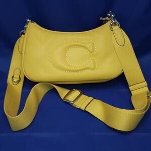 Coach CJ608 Teri Yellow Leather Shoulder Bag With Signature Quilting Crossbody